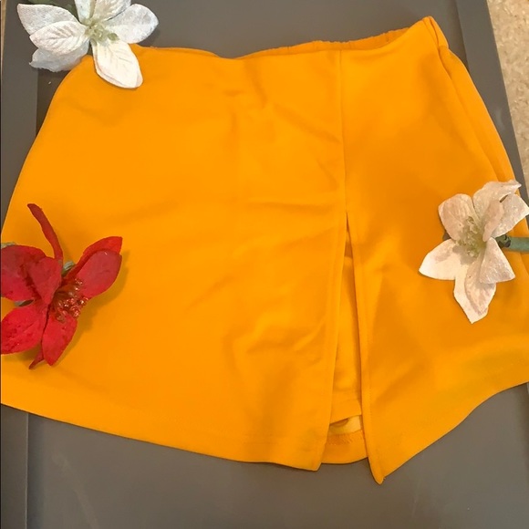 SOLD‼️HP⭐️Yellow Skort brand NEW! - Picture 4 of 7